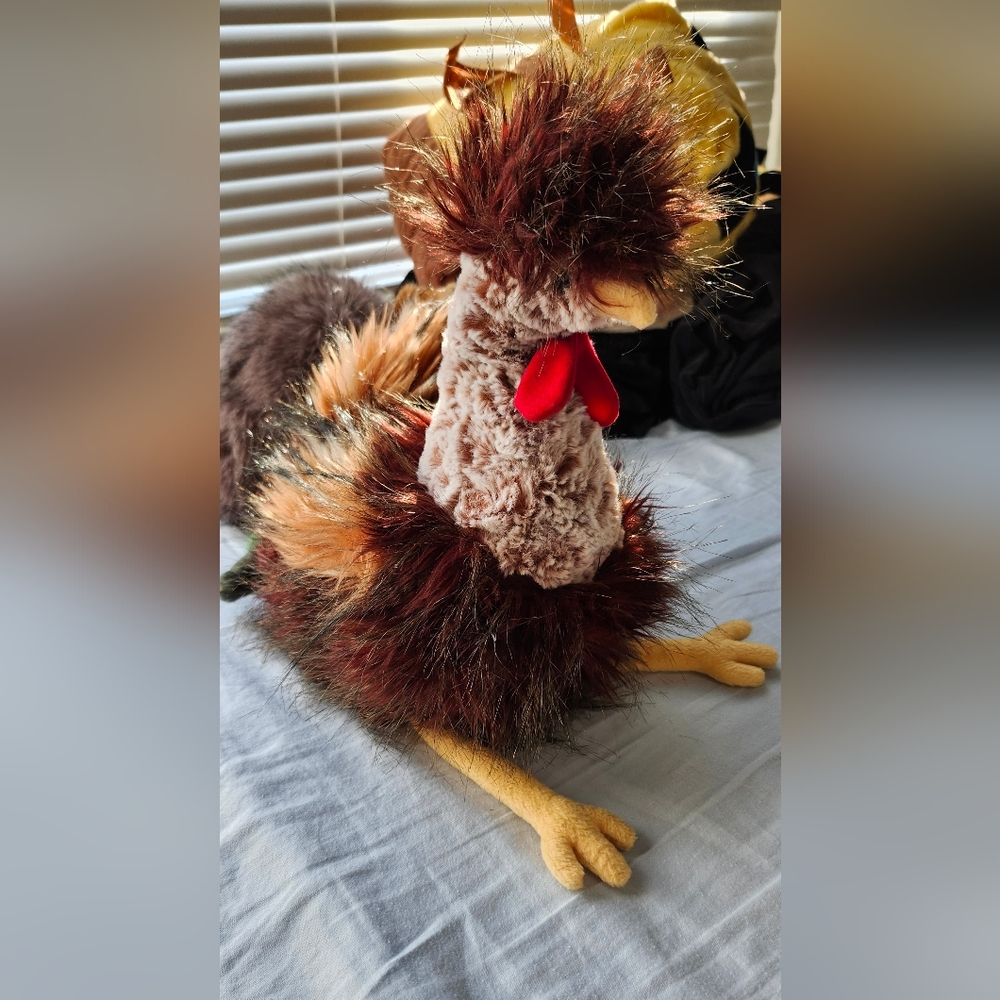 plush chicken - Picture 2 of 2